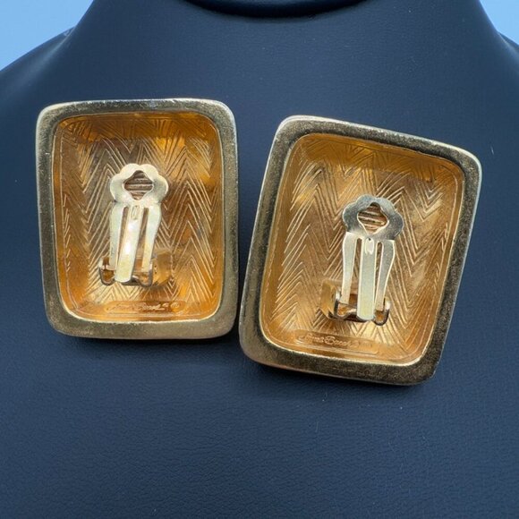 Vintage 1980s Laurel Burch Chunky Tribal Clip On Earrings - Picture 5 of 11